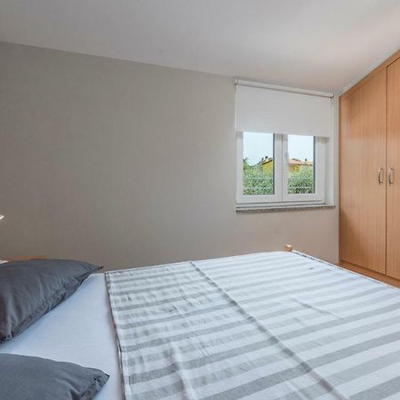 Nova Vas  Apartment Green With Balcony מראה חיצוני תמונה