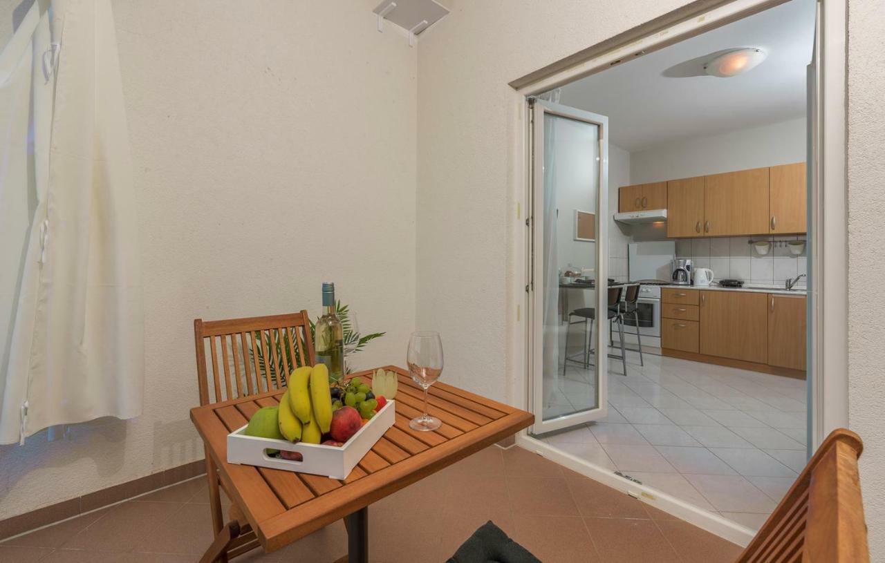 Nova Vas  Apartment Green With Balcony מראה חיצוני תמונה